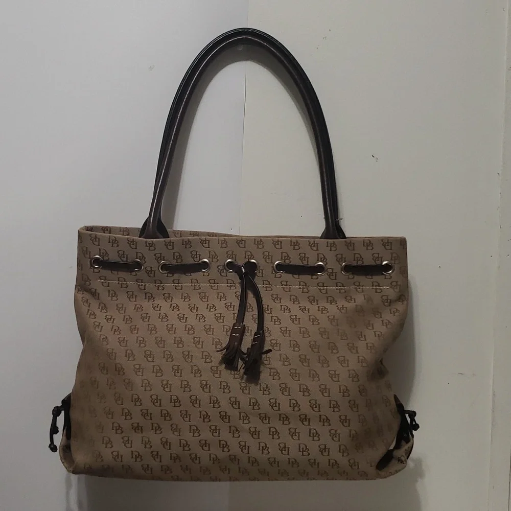 Dooney&Bourne Signature‎ Canvas Shoulderbag